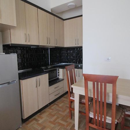 Doka Center Apartments ซารานเดอ ภายนอก รูปภาพ