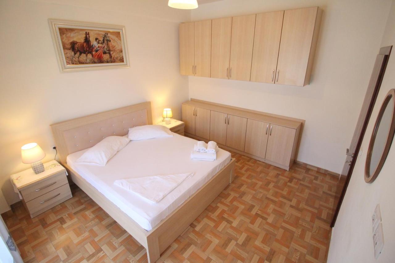 Doka Center Apartments ซารานเดอ ภายนอก รูปภาพ