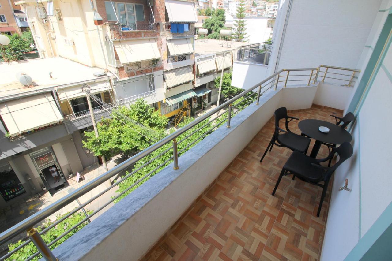 Doka Center Apartments ซารานเดอ ภายนอก รูปภาพ