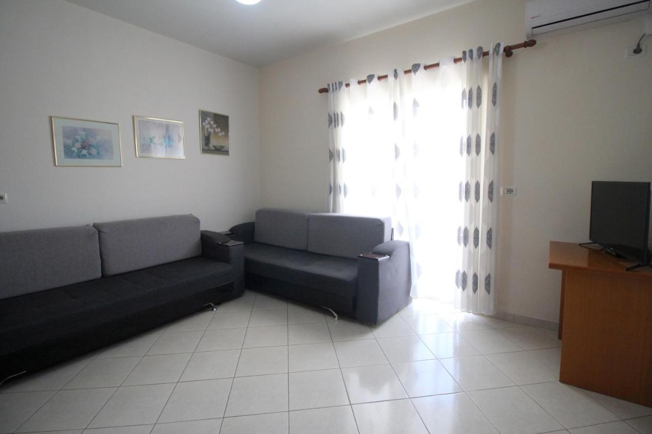 Doka Center Apartments ซารานเดอ ภายนอก รูปภาพ